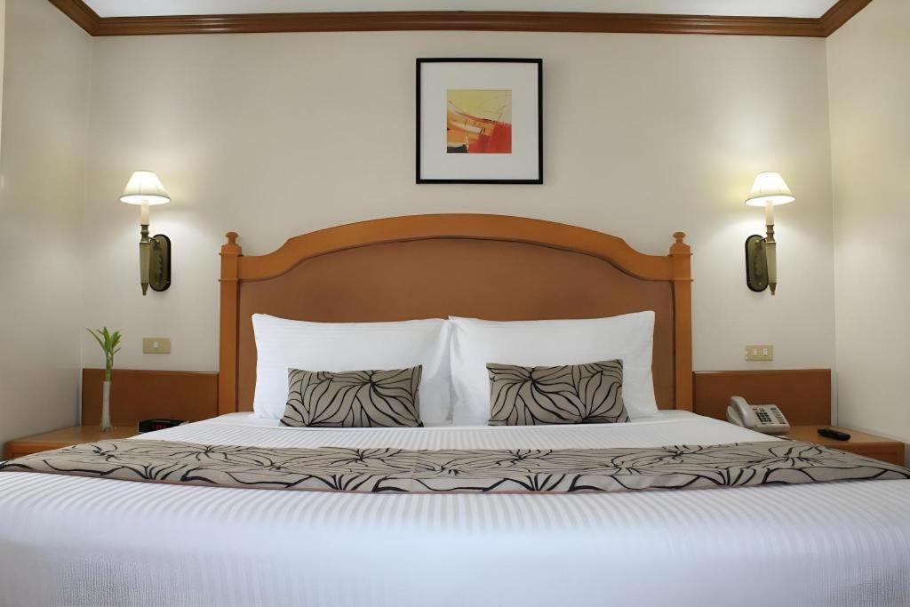 Palm 3* Manila
