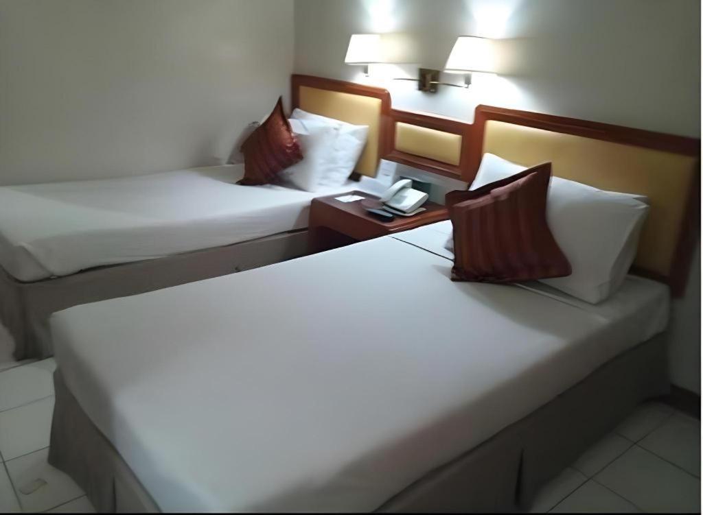 Palm Hotel