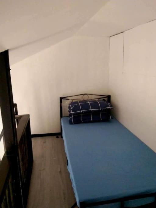 2br Staycation Family Near Naia,smbicutan,bgc Apartment