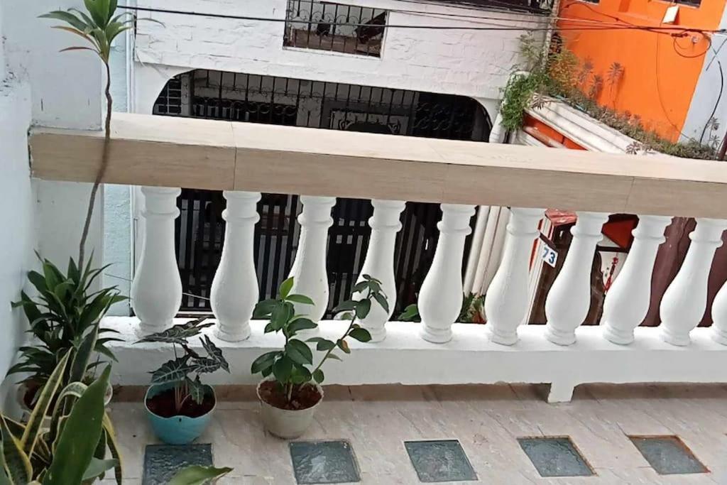2br Staycation Family Near Naia,smbicutan,bgc * Manila
