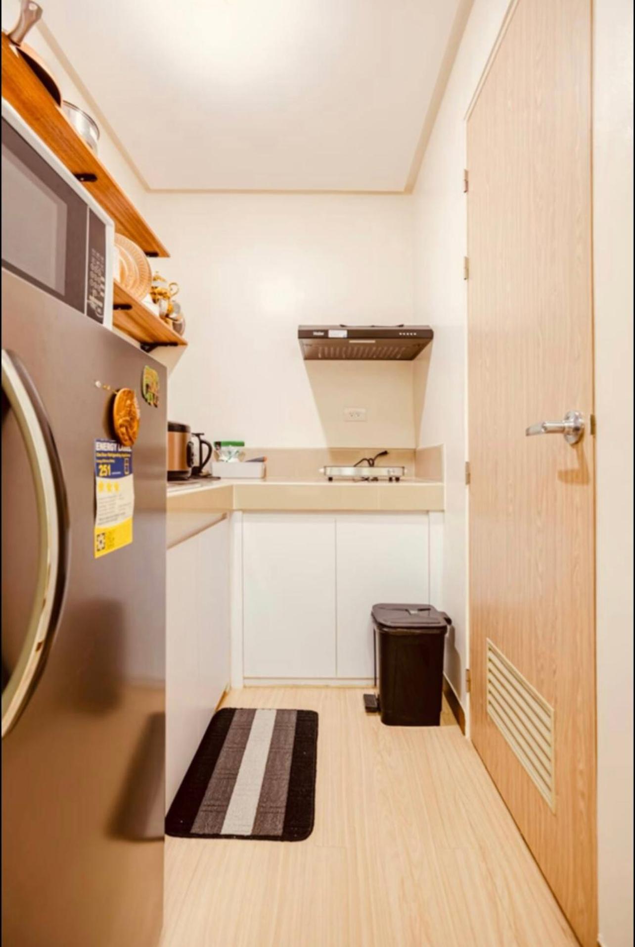 2 Bedroom Trees Residences Netflix Games Karaoke Manila