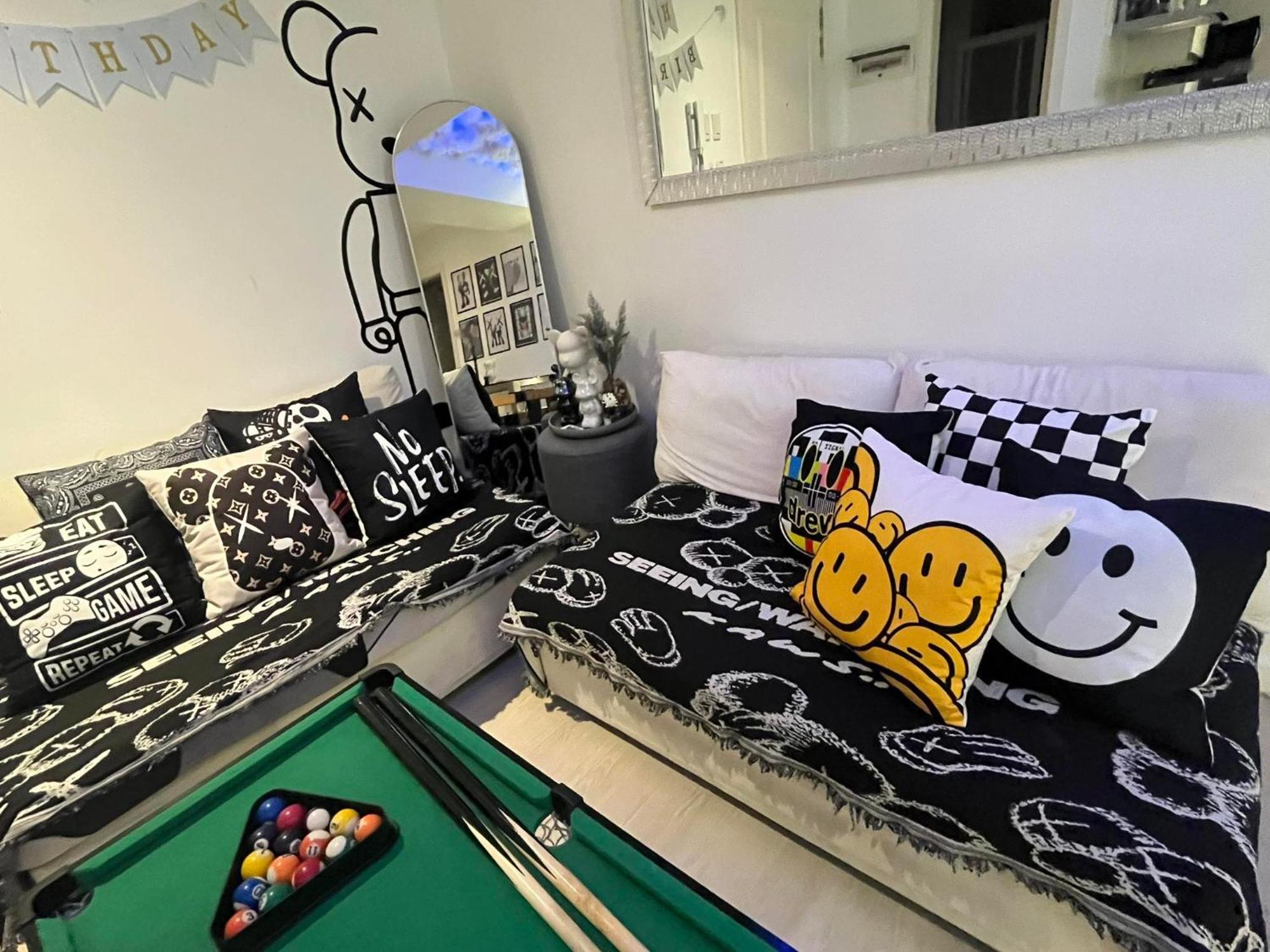 Hawz Of Kaws- Azure 2bedroom Full View Aparthotel Paranaque City
