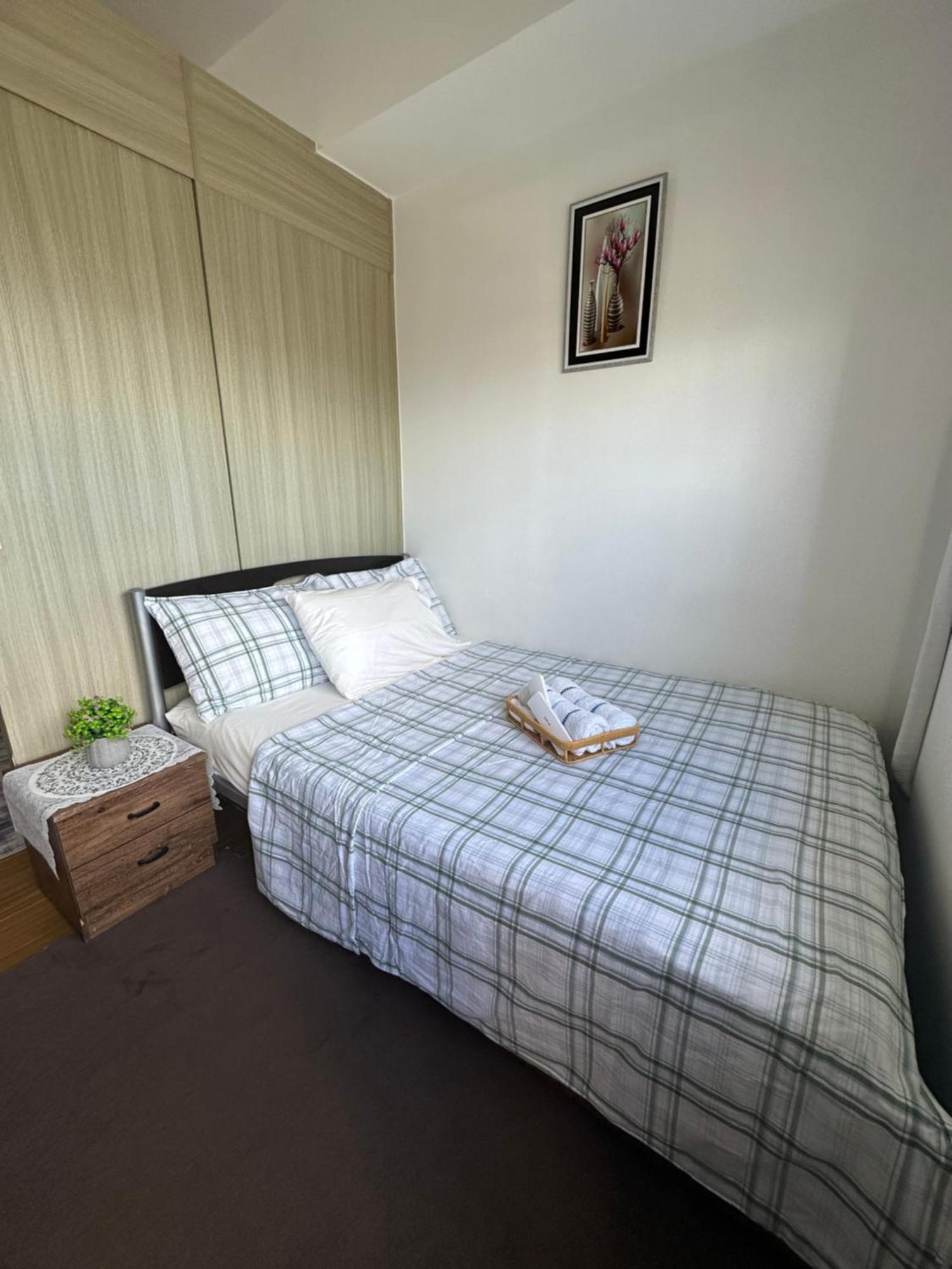 Apartment Cozy Place In Taguig With Free Wifi - Near Bgc And Airport