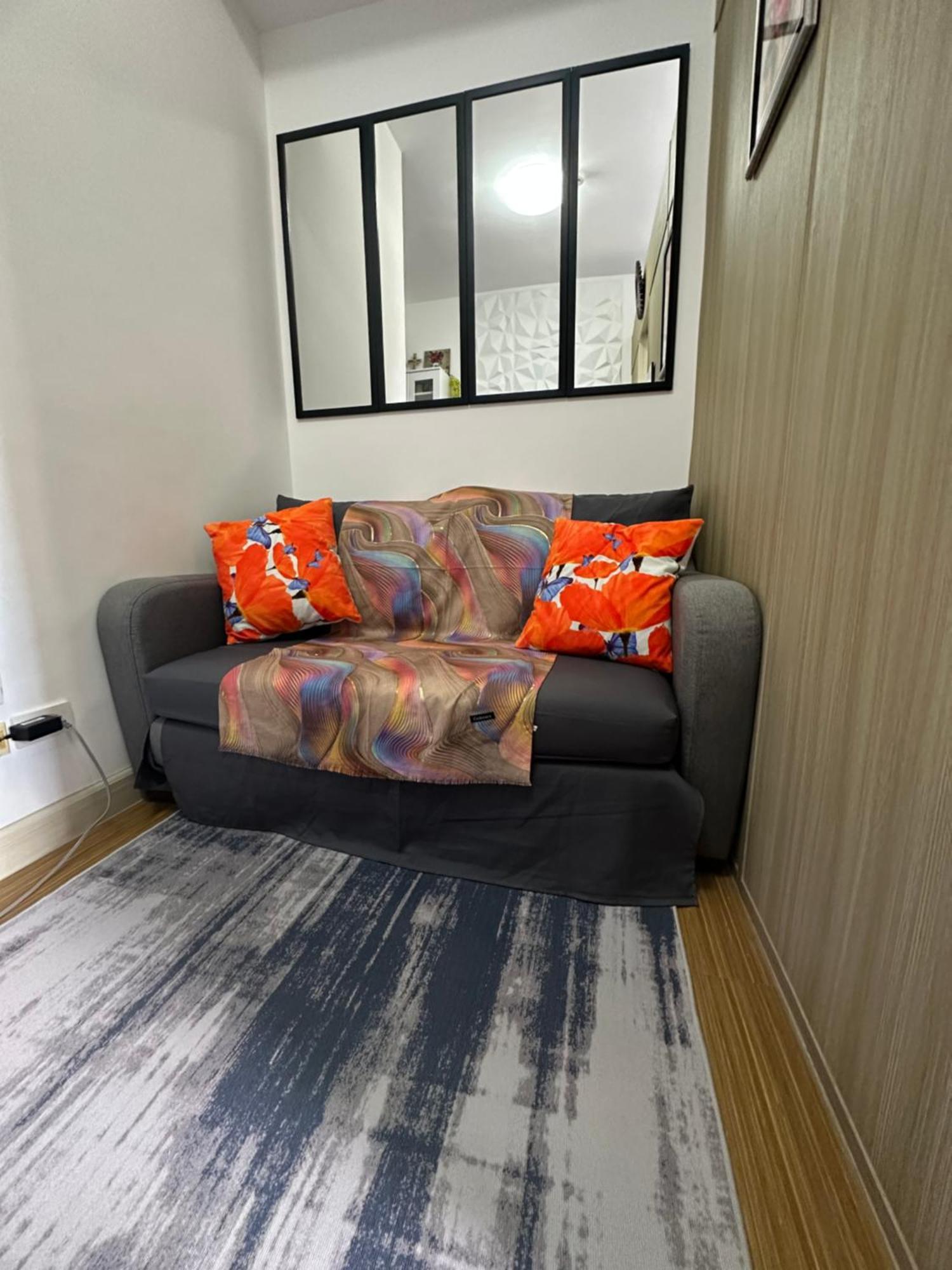 Apartment Cozy Place In Taguig With Free Wifi - Near Bgc And Airport Manila