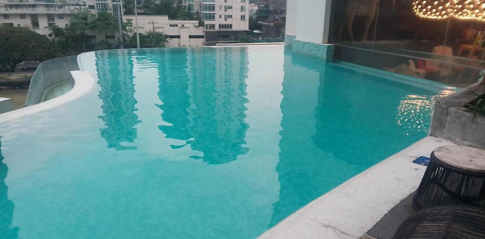 Hotel Novotel Residences Manila Luxury With Pool & Gym Access At Acqua Mandaluyong
