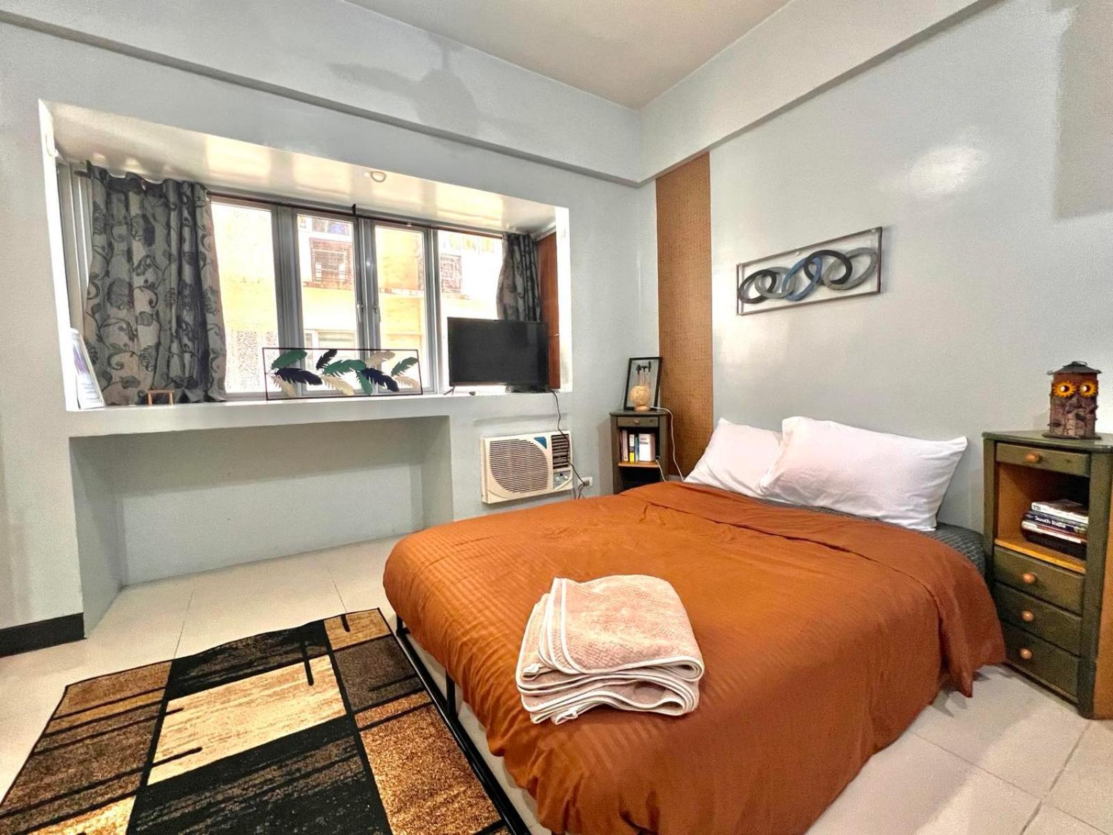 Heart Of Bgc Apartment Manila