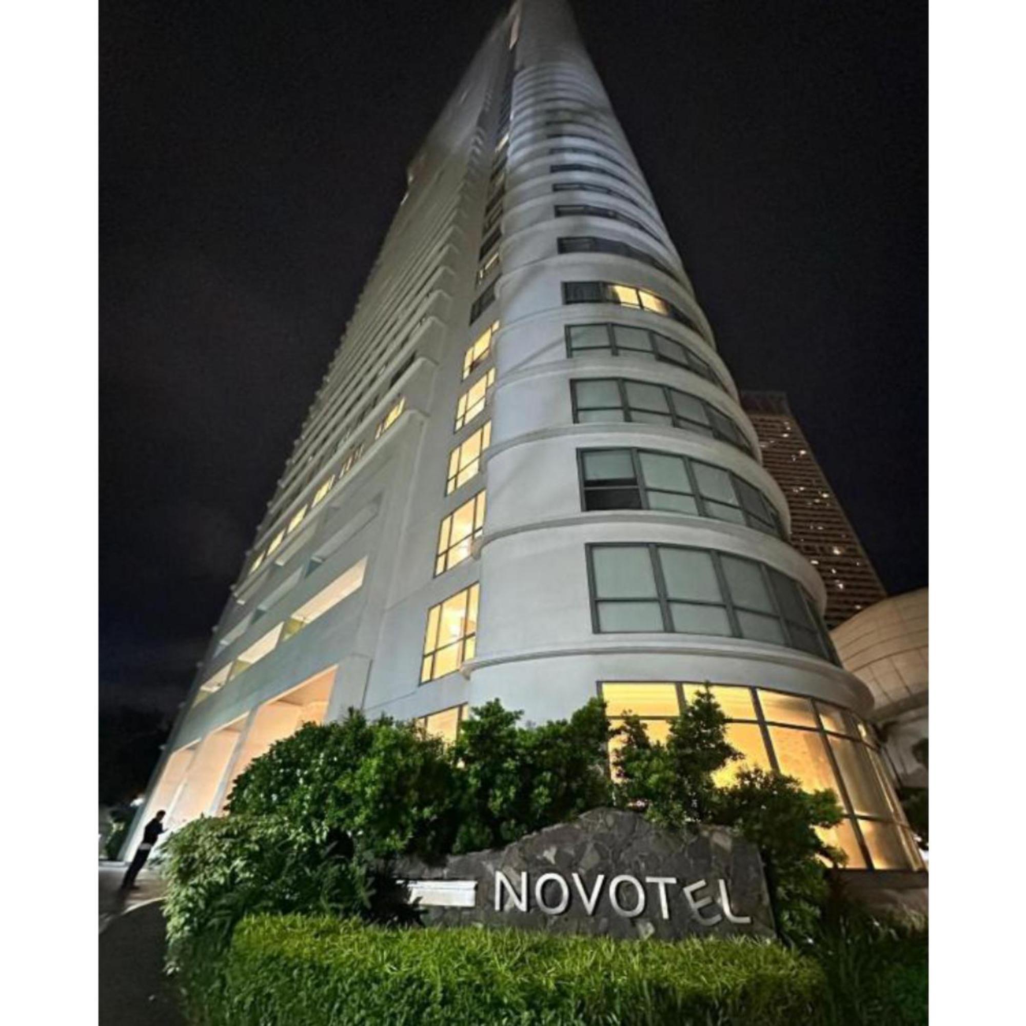 Hotel Novotel Residences Manila Luxury With Pool & Gym Access At Acqua Mandaluyong
