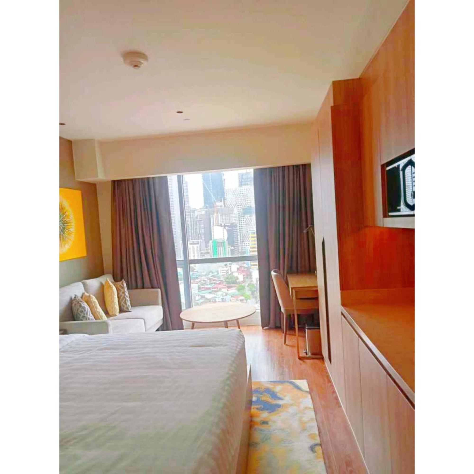 Novotel Residences Manila Luxury With Pool & Gym Access At Acqua Hotel 5*