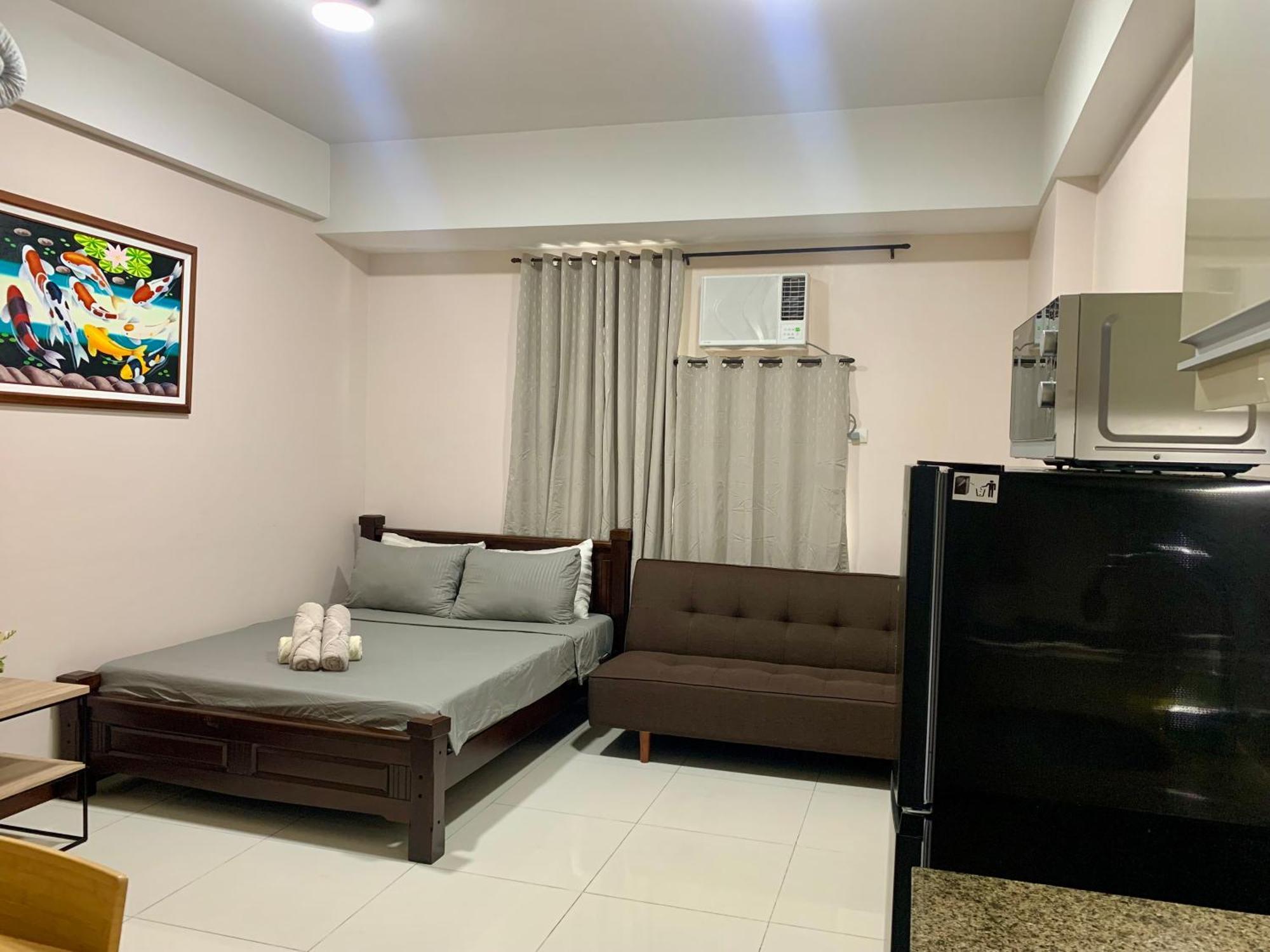 A&g Condotel At 101newport Across Naia T3 * Pasay
