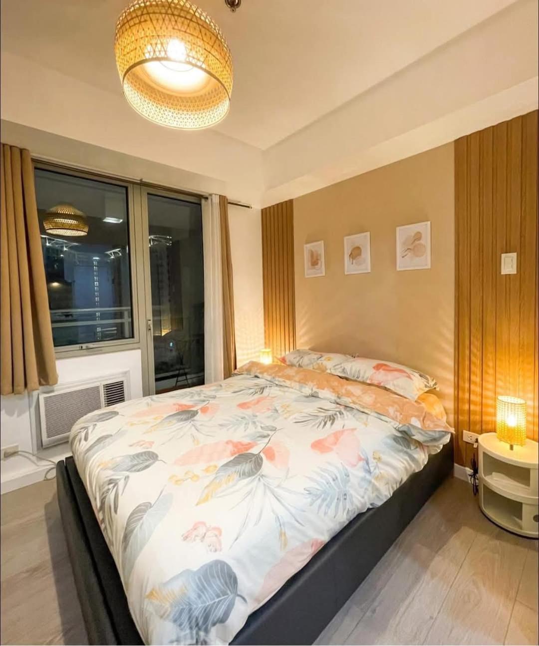 Escape Haven Azure - Rio East *