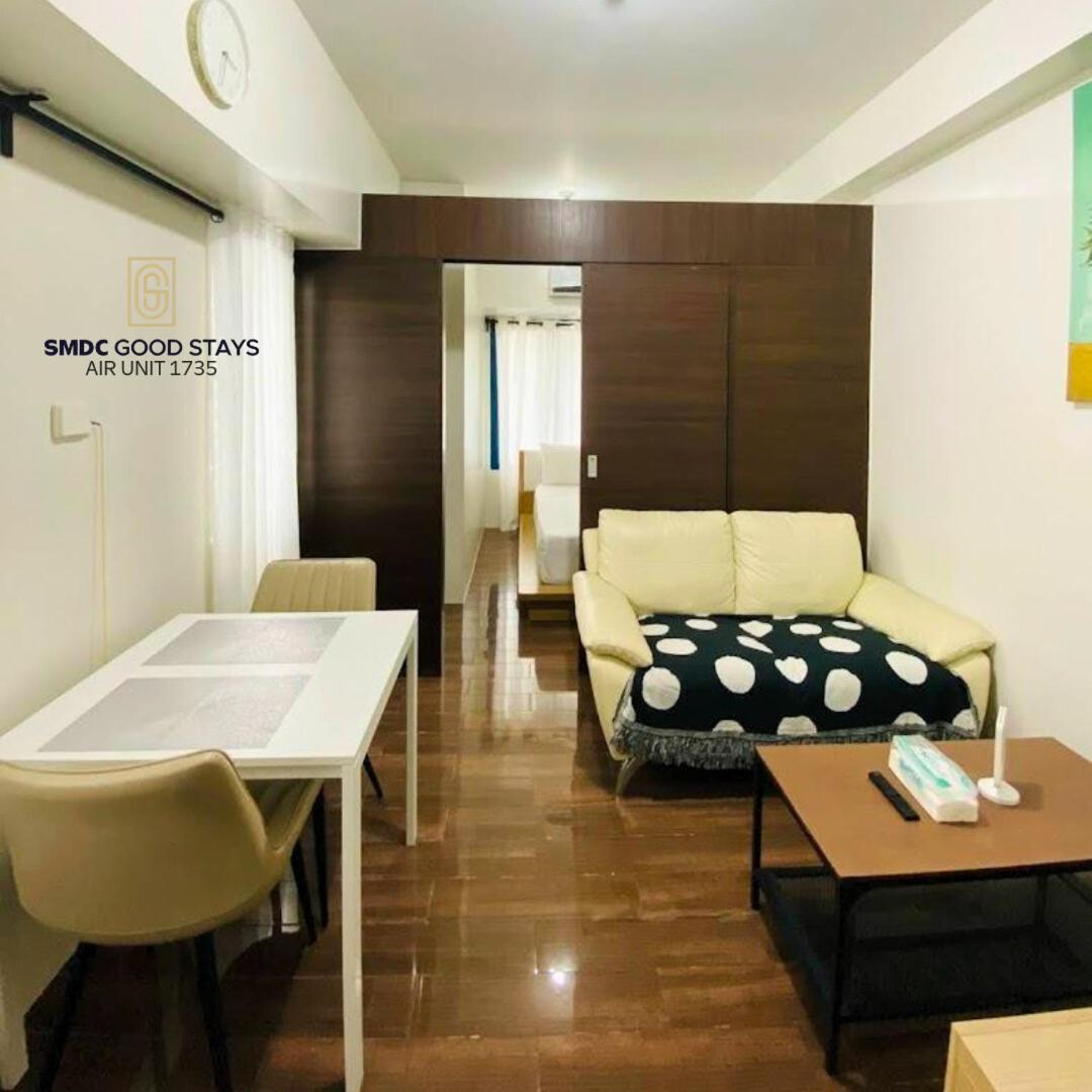 Hotel Staycation Near Makati & Ayala Malls