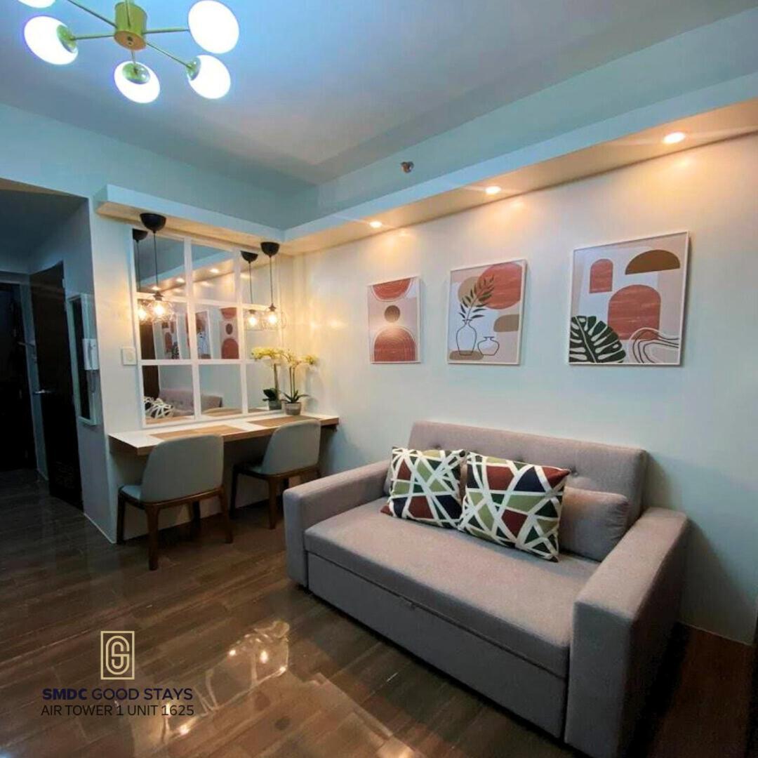 Staycation Near Makati & Ayala Malls *
