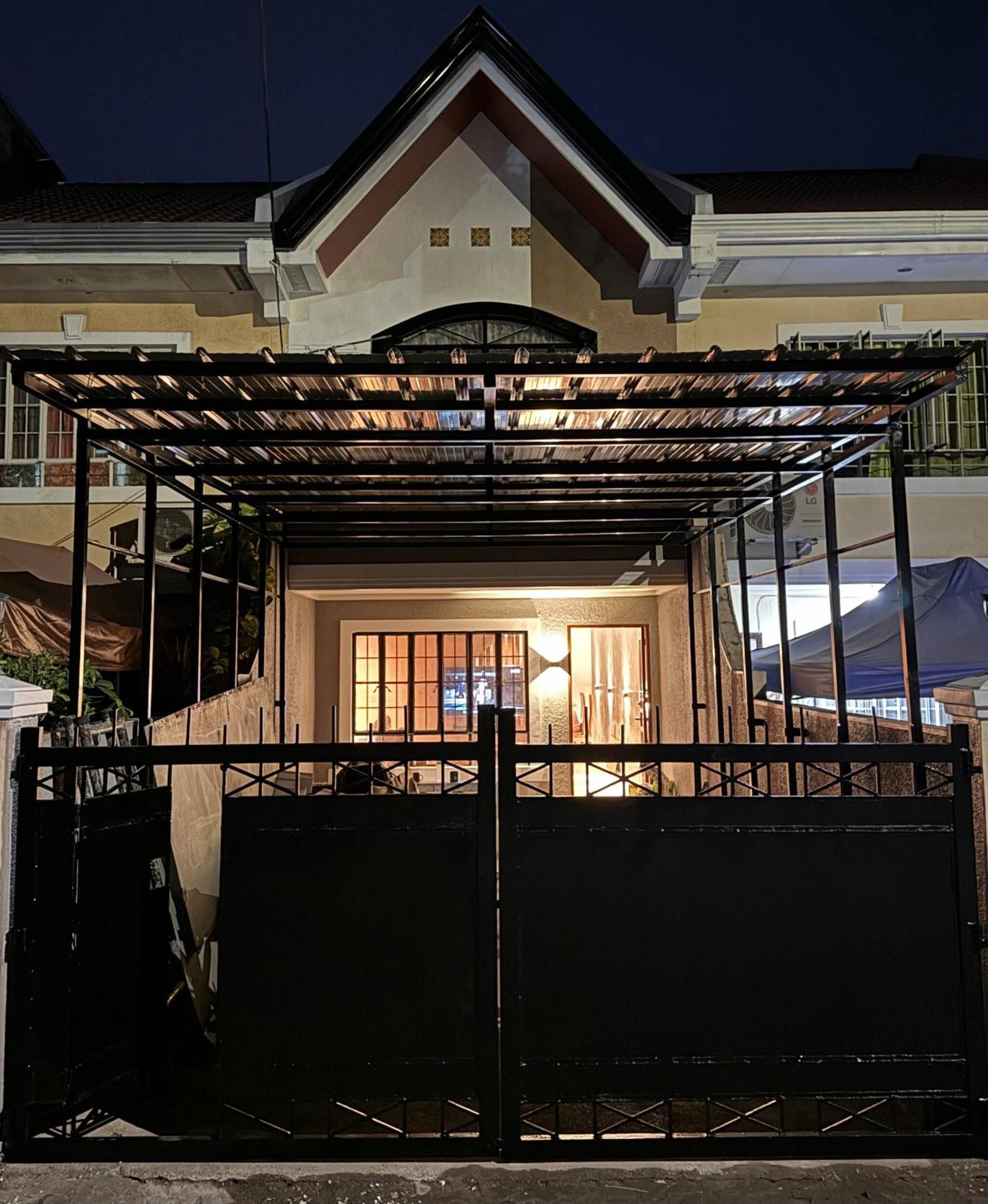 Spacious 4br With Garage, 8-12guests, Near Airport * Manila