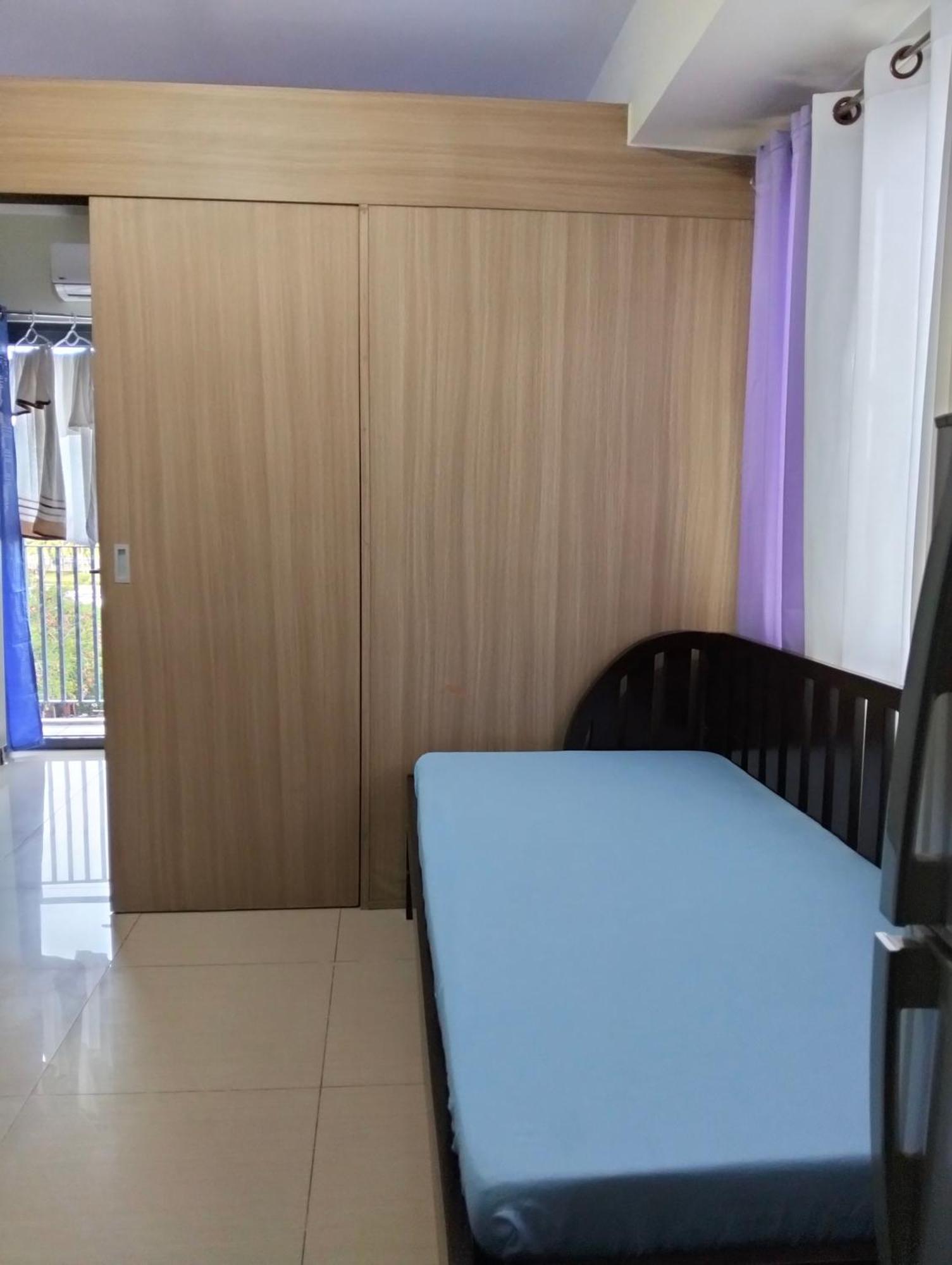 Apartment Sea Residences Tower A Staycation Infront Of Moa, Moa Arena, Smx, Ikea, Near Dfa Macapagal, Nu Moa, Picc, World Trade, Star City, Ayala Mall, Parqual Mall, Naia 1,2,3