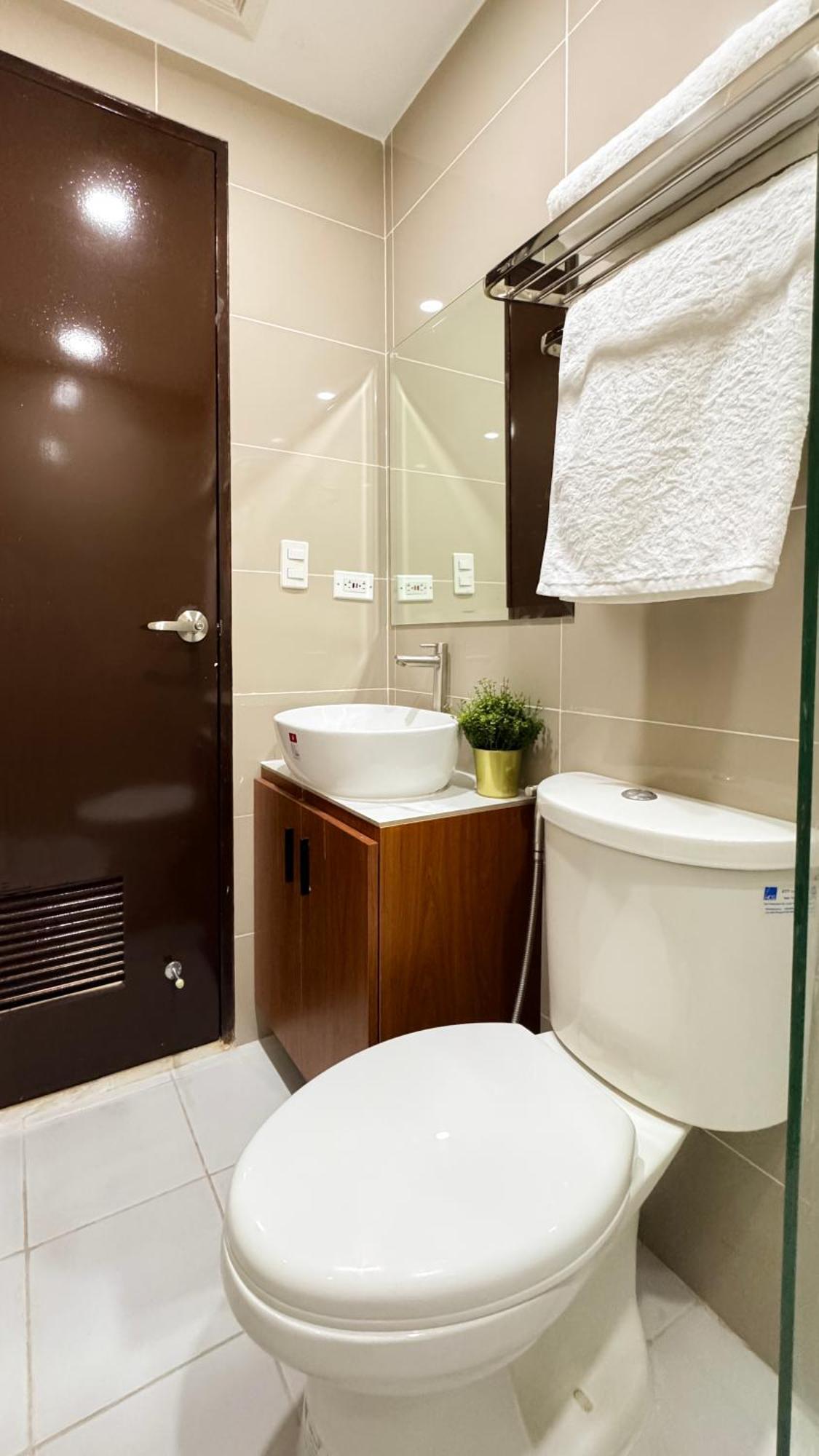 Cylos Place Manhattan Cubao 2br Unit Apartment