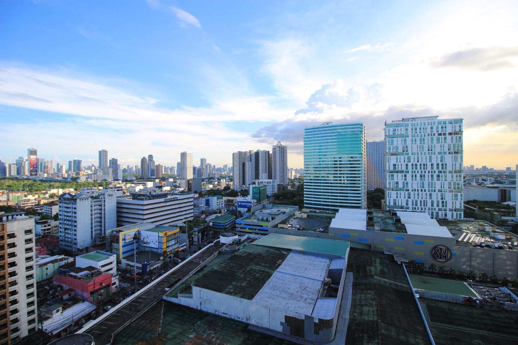 Cylos Place Manhattan Cubao 2br Unit *