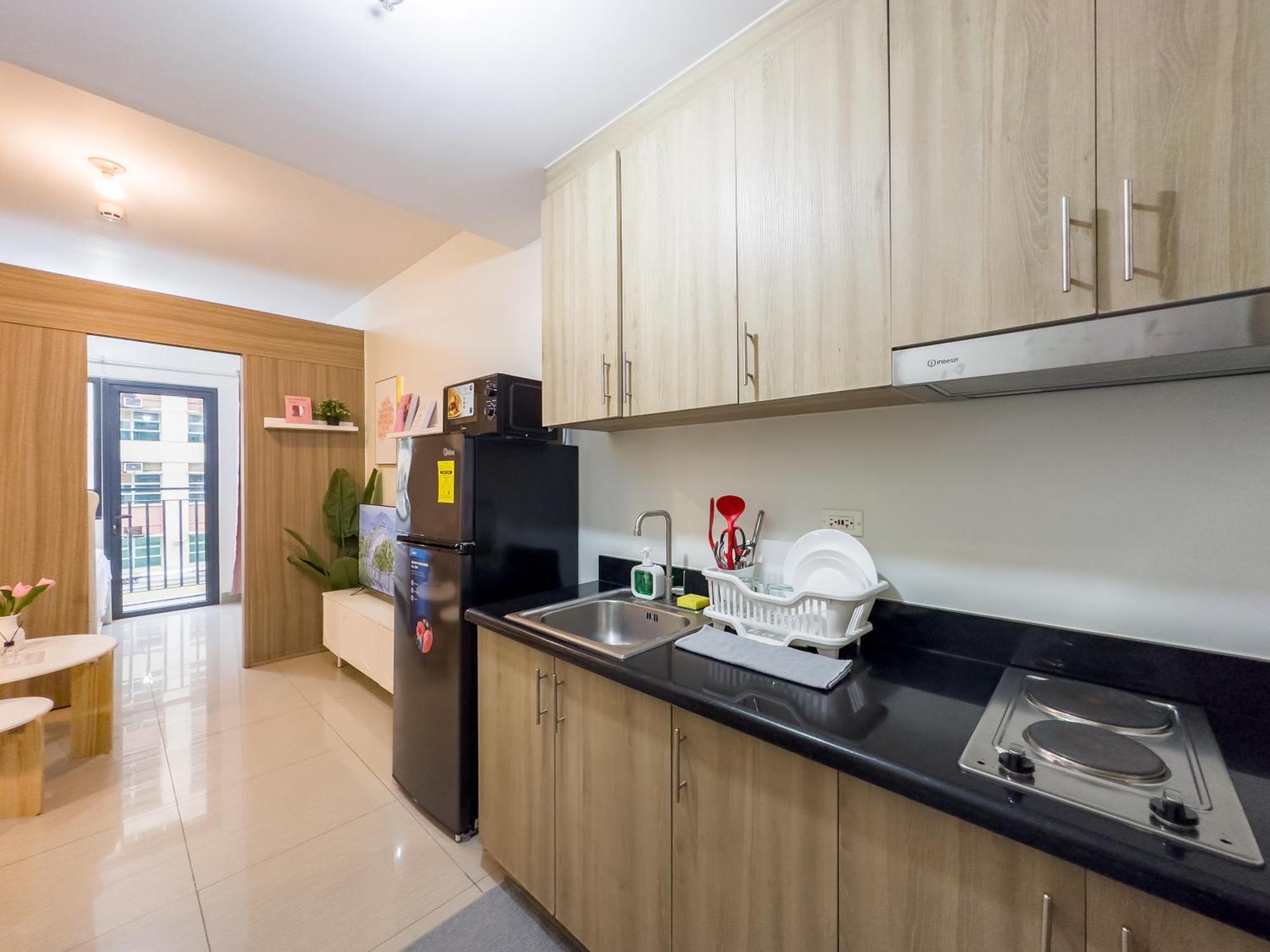 Gemstonebr In Smdc Shore 2 Residences Apartment Manila
