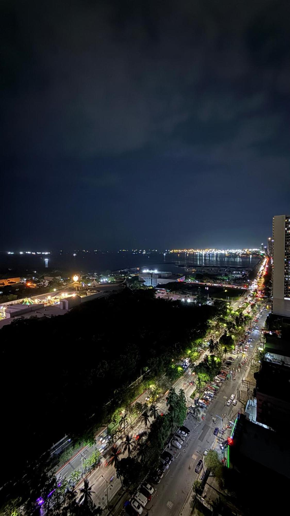 2 Bedroom Smdc Breeze Residences * Manila
