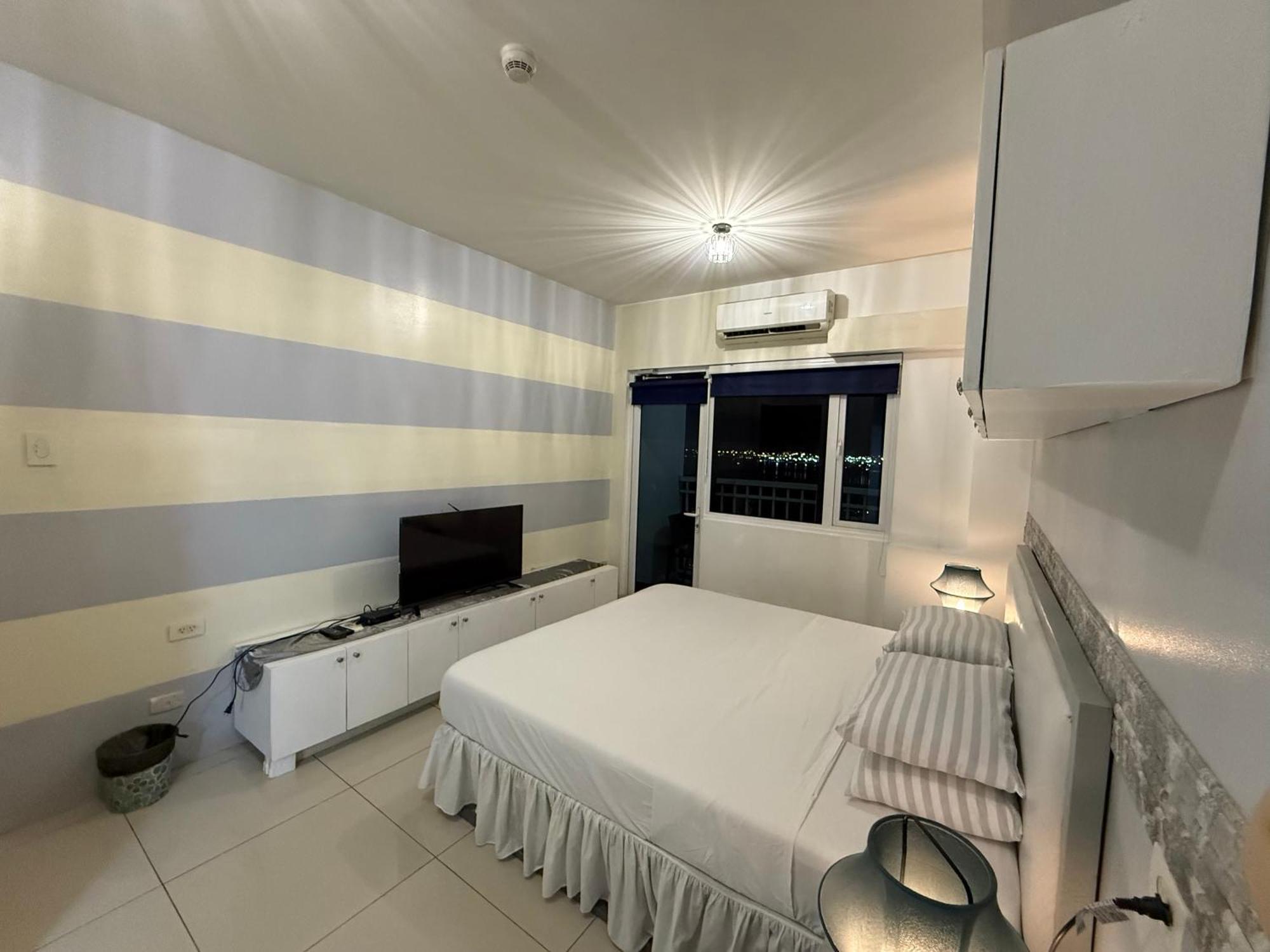 2 Bedroom Smdc Breeze Residences