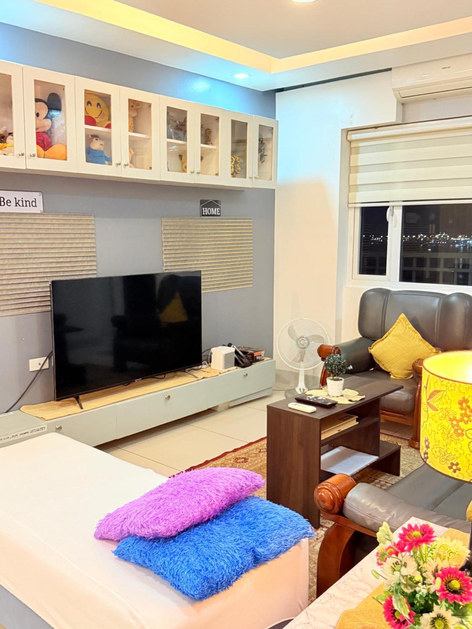 2 Bedroom Smdc Breeze Residences Apartment