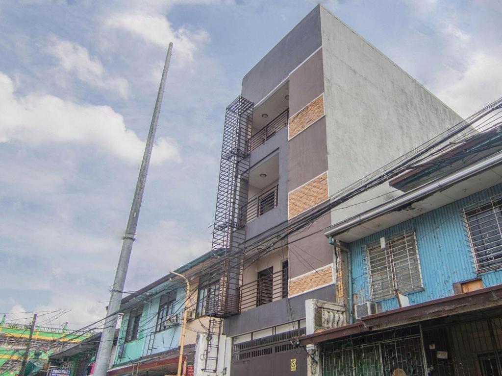 Oyo 766 Ichehan Manila