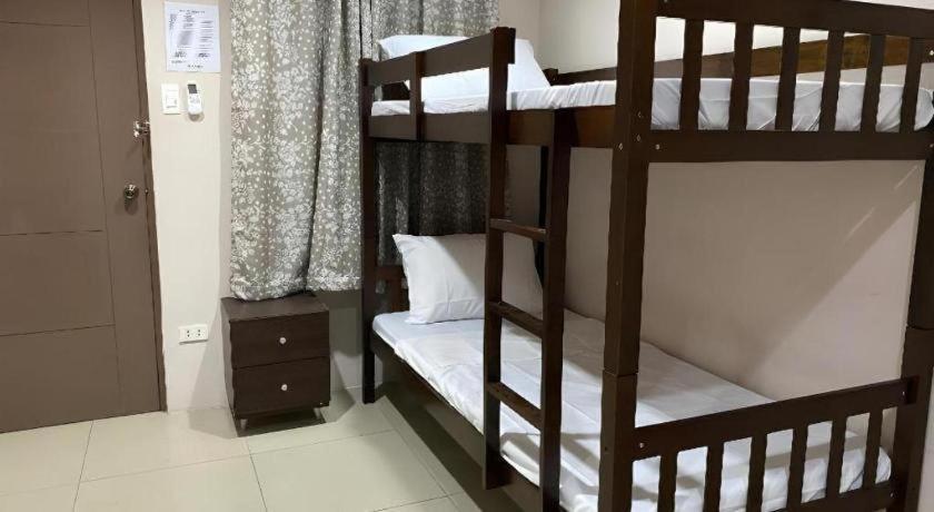 Oyo 766 Ichehan Hotel 2*