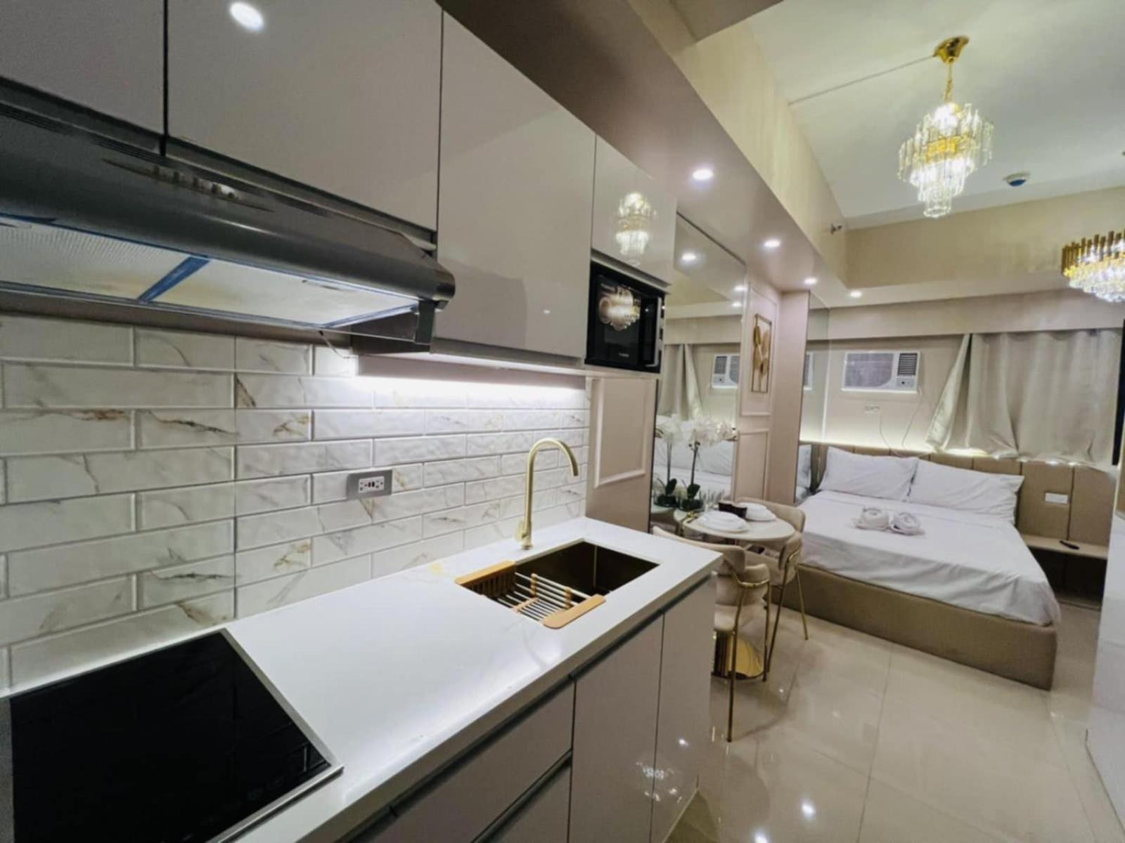 Apartment Radiance Bay Luxe Lounge Manila