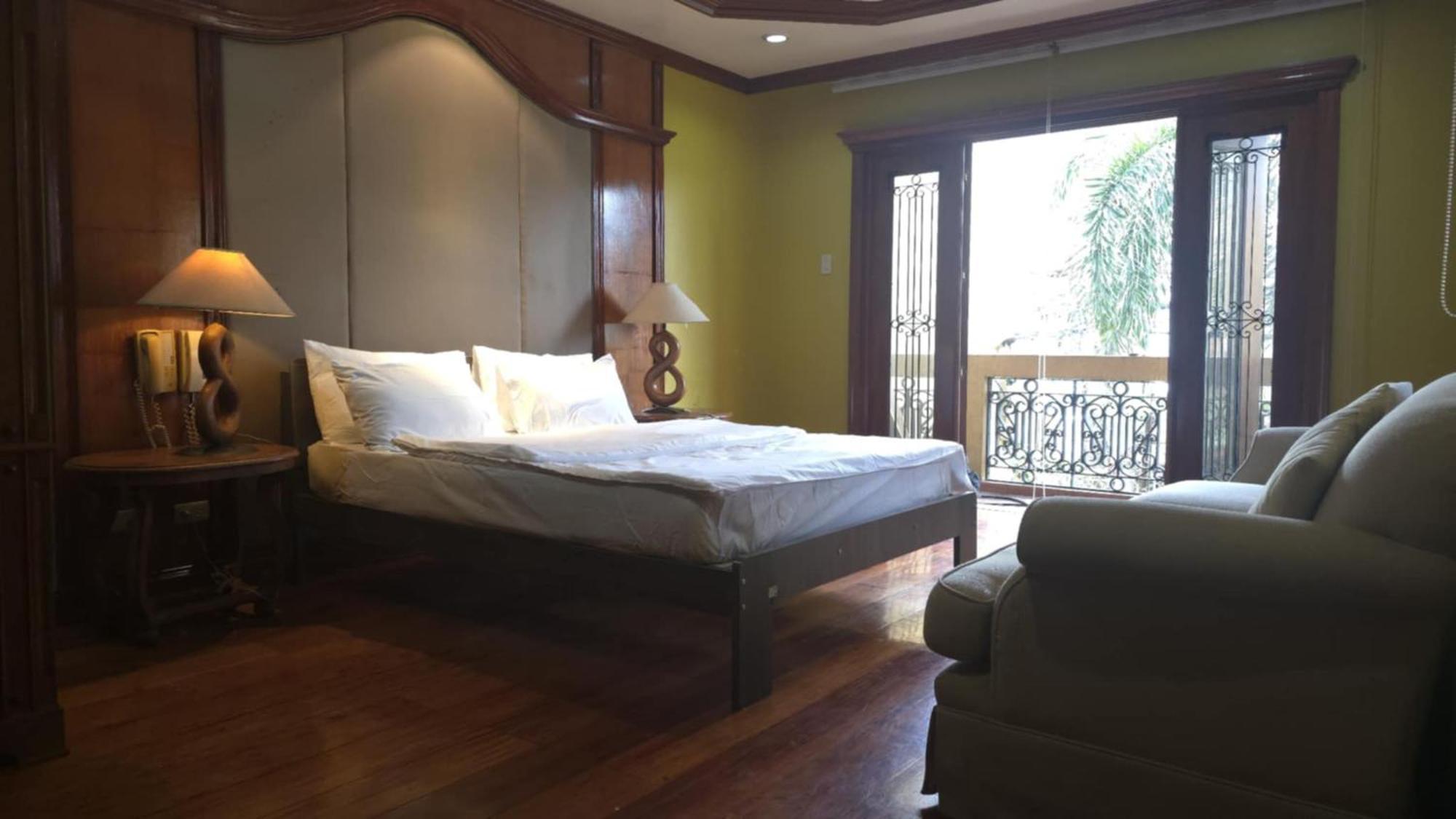 Guest house Hassan Sisters' Ensuites *