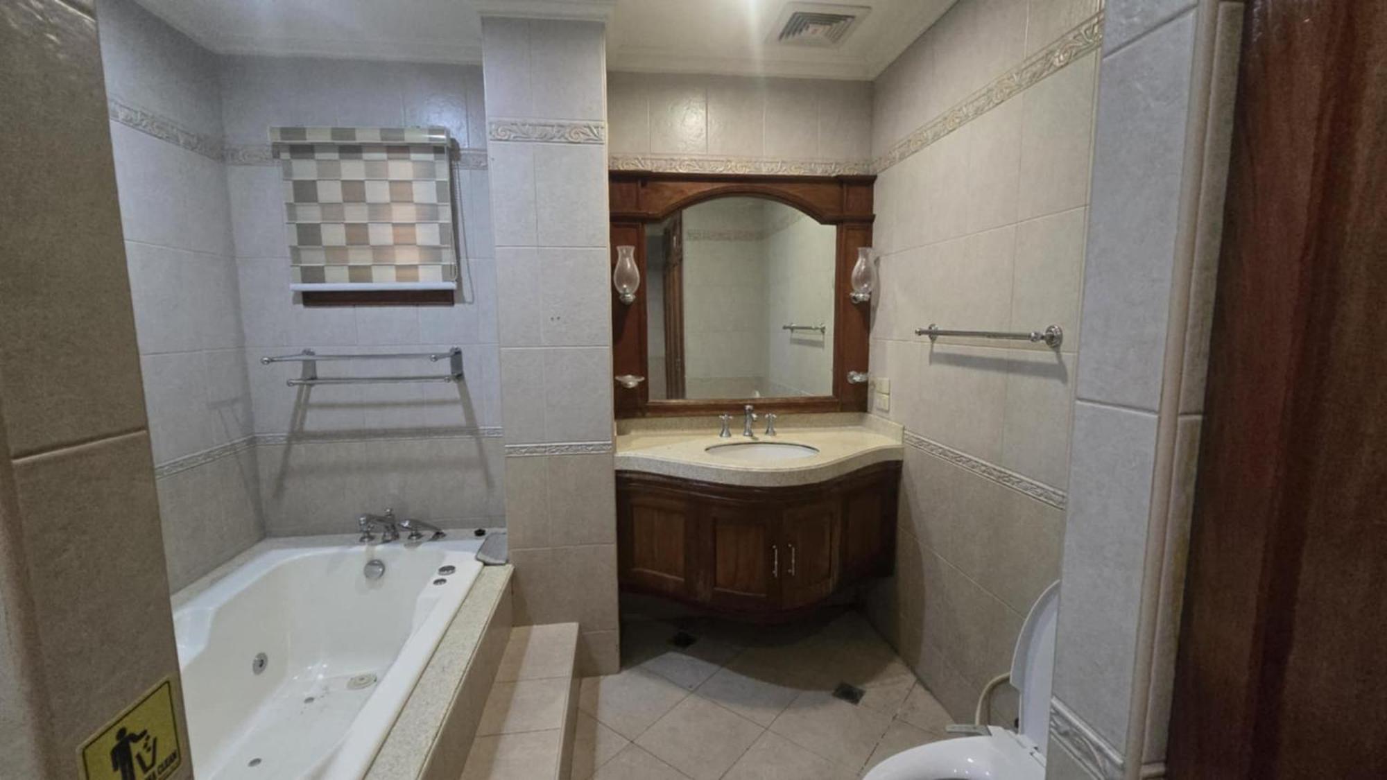 Hassan Sisters' Ensuites *