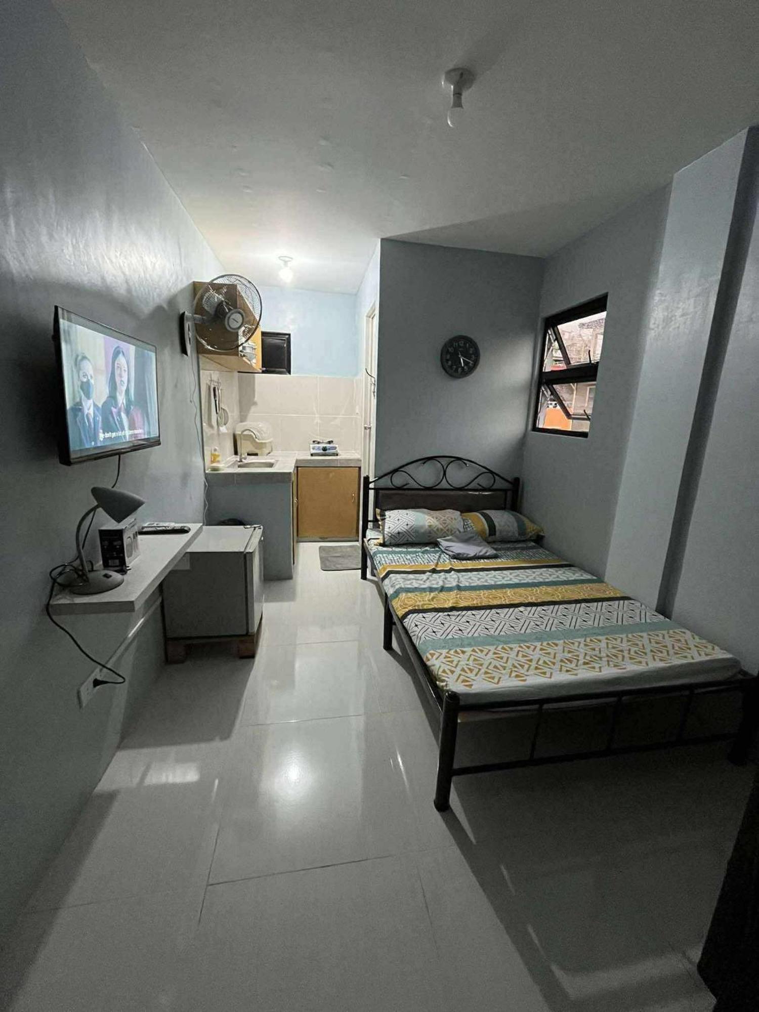 Rj In Cubao & Transient In Napico Pasig Manila