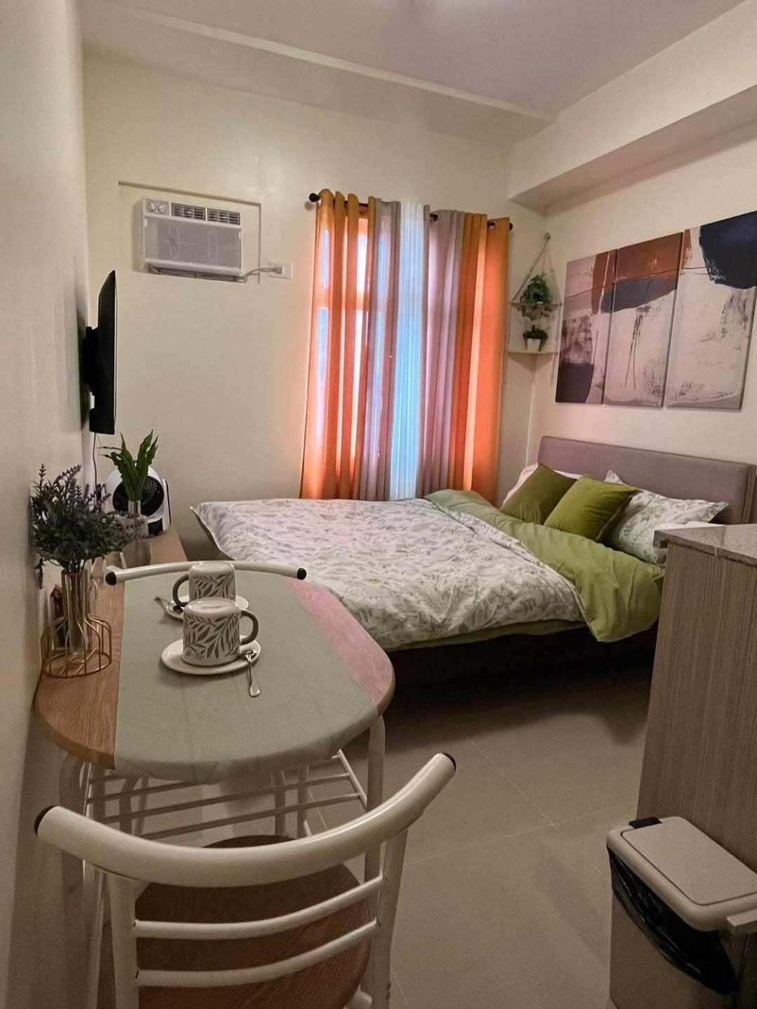 Rj In Cubao & Transient In Napico Pasig