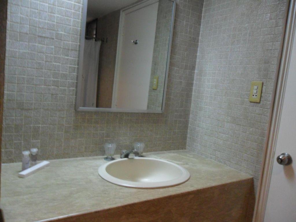 Amorsolo Mansion Hotel 3*