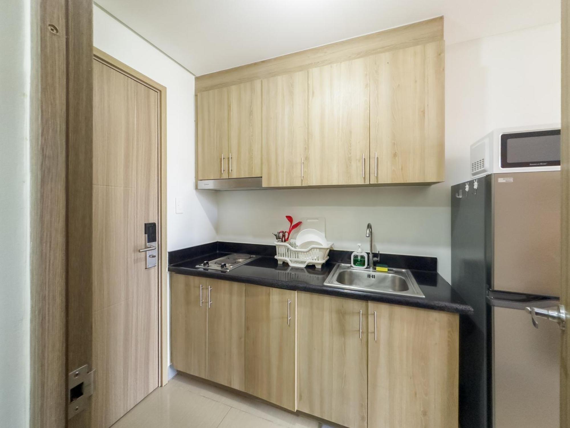 Gemstonebr In Smdc Shore 2 Residences Apartment