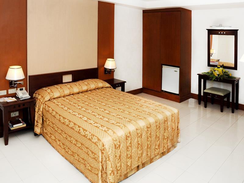 Cherry Blossoms Hotel 3*
