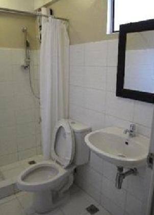 Toilena And Board Hostel *