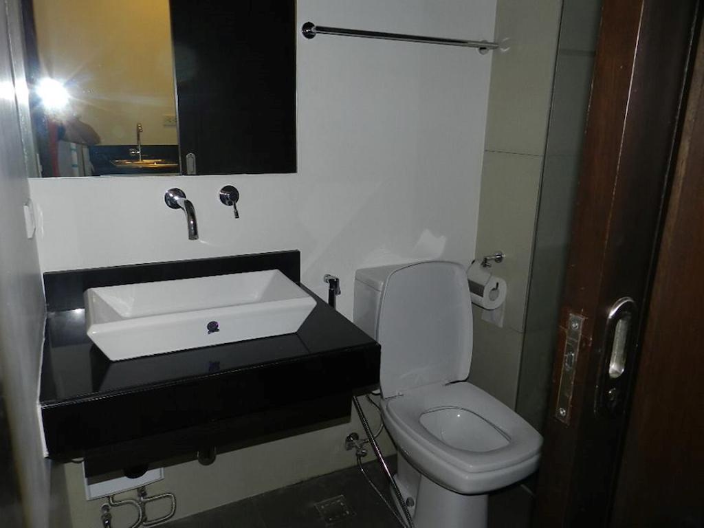 Aparthotel Maia Suites
