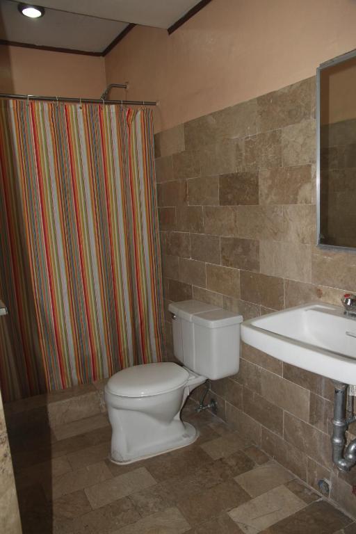 Robelle Hotel