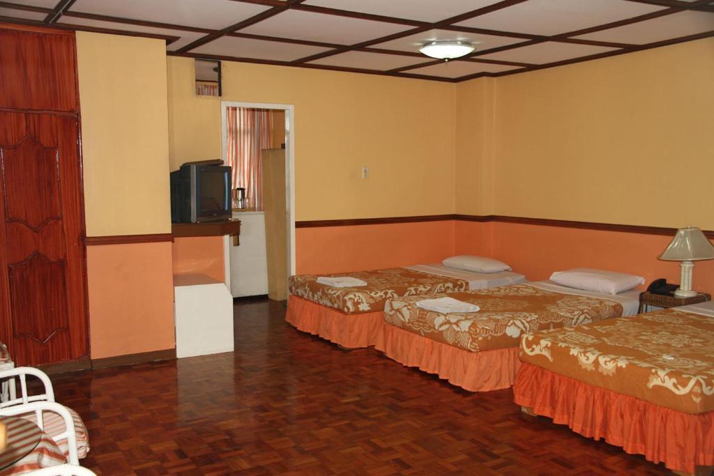 Robelle 2* Manila