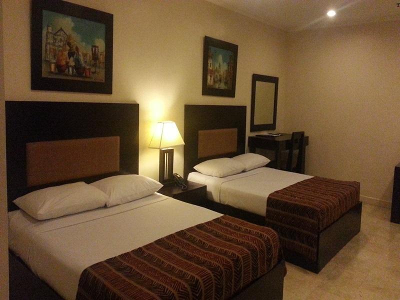 Paragon Tower Hotel 2*