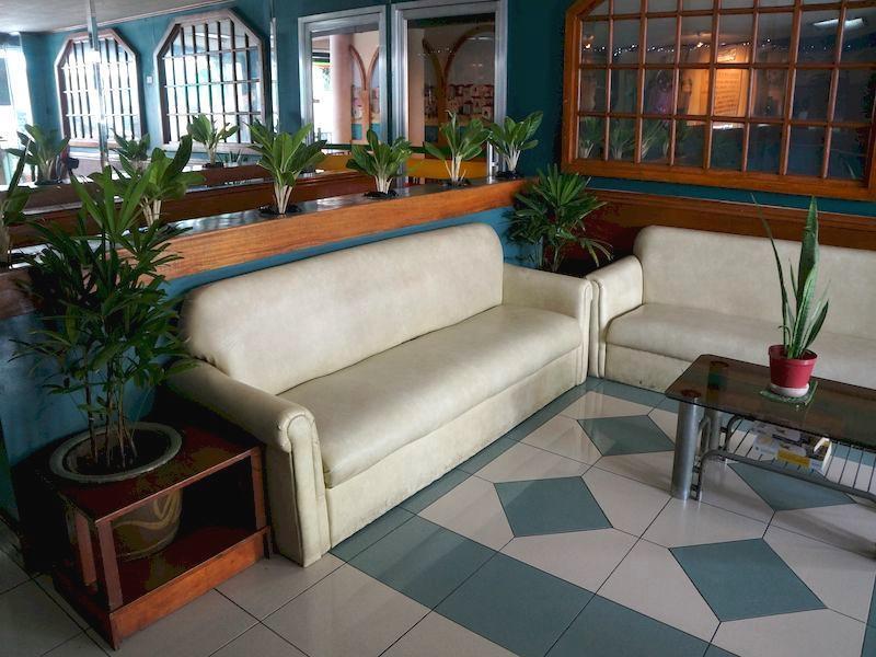 Robelle Hotel