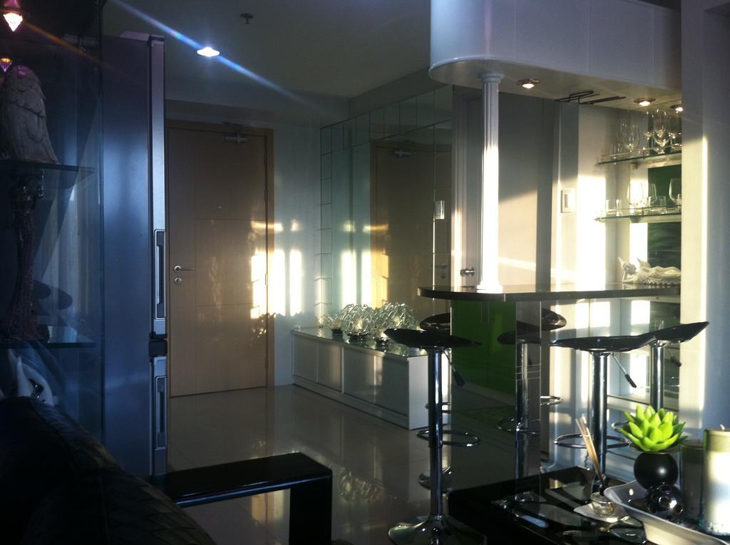 Sea Residences Moa-Eric Apartments