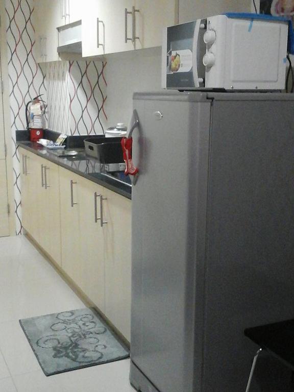 Sea Residences Moa-Eric Apartments