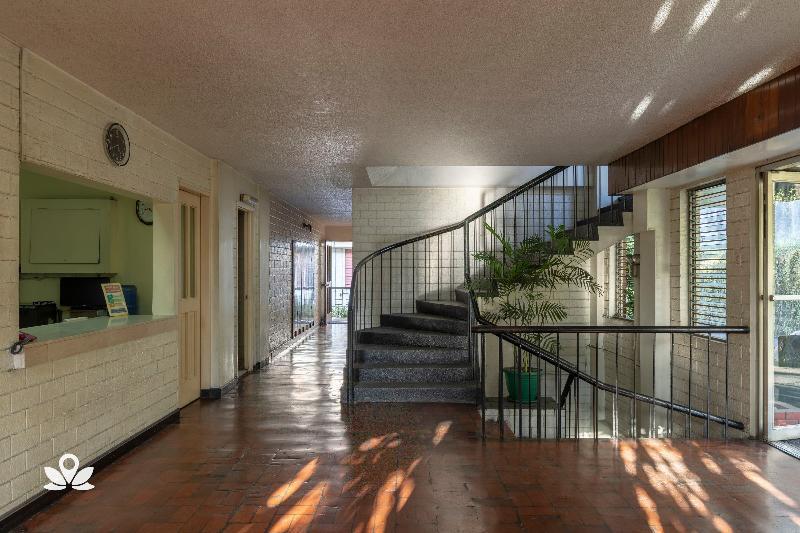 Broadway Court Apartelle 4th Street *