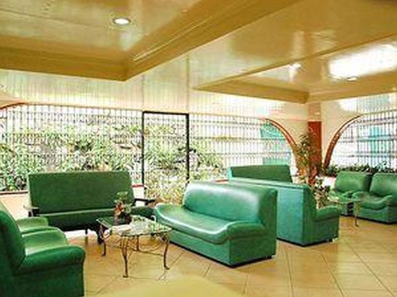 Broadway Court Apartelle 4th Street Apartment *