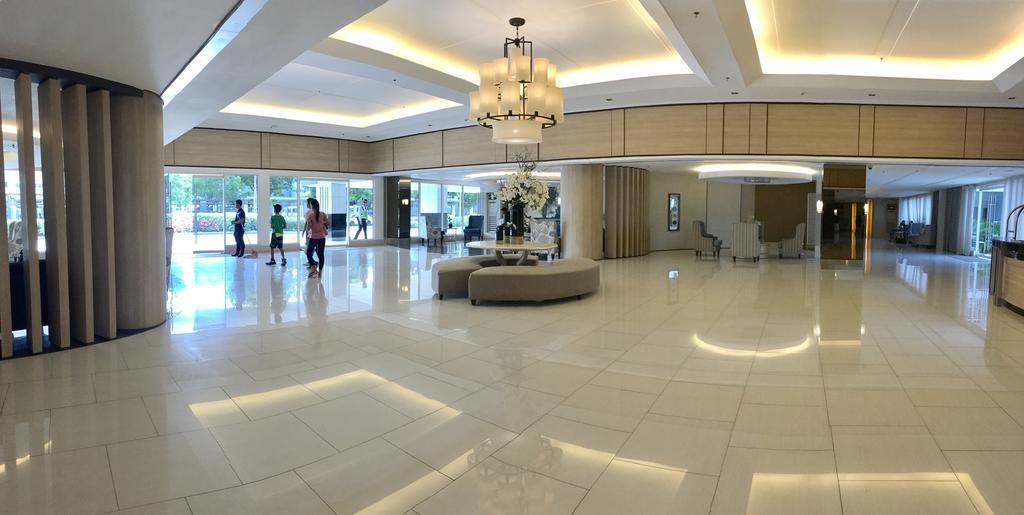 The Palawanos At Shell Residences * Manila