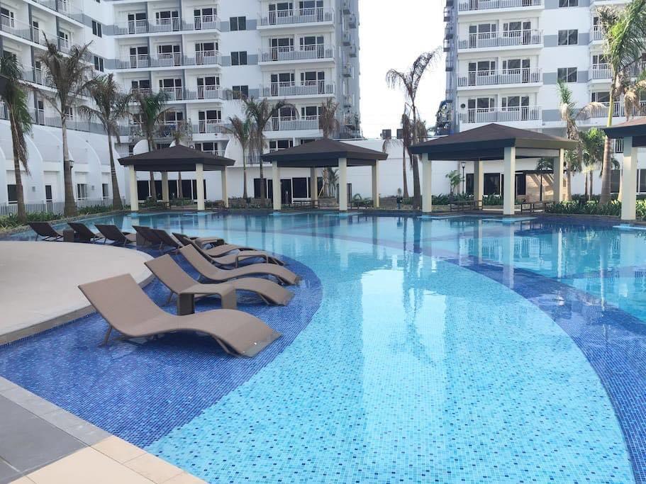 The Palawanos At Shell Residences * Manila