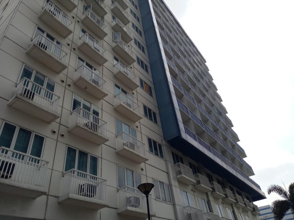 Chin's Place Sea Residences Moa *