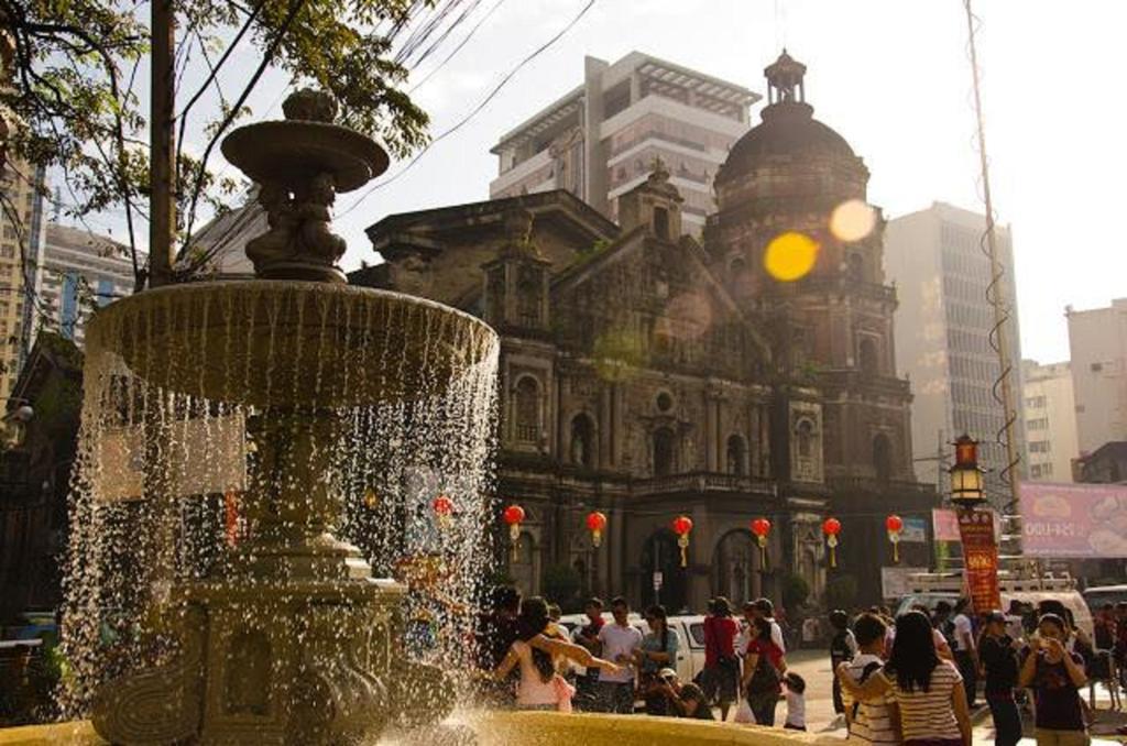 Dela 3* Manila