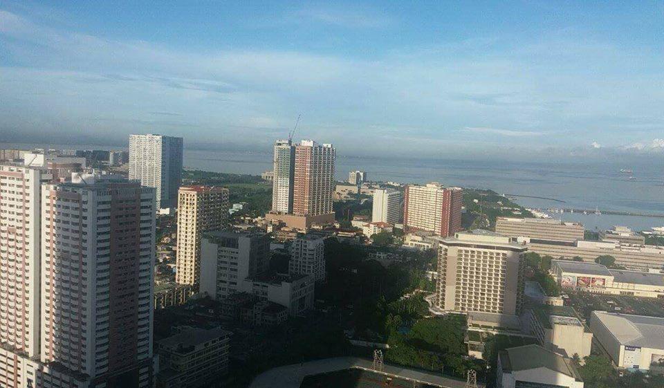 Yong's Place At Vista Residences Taft Apartment *