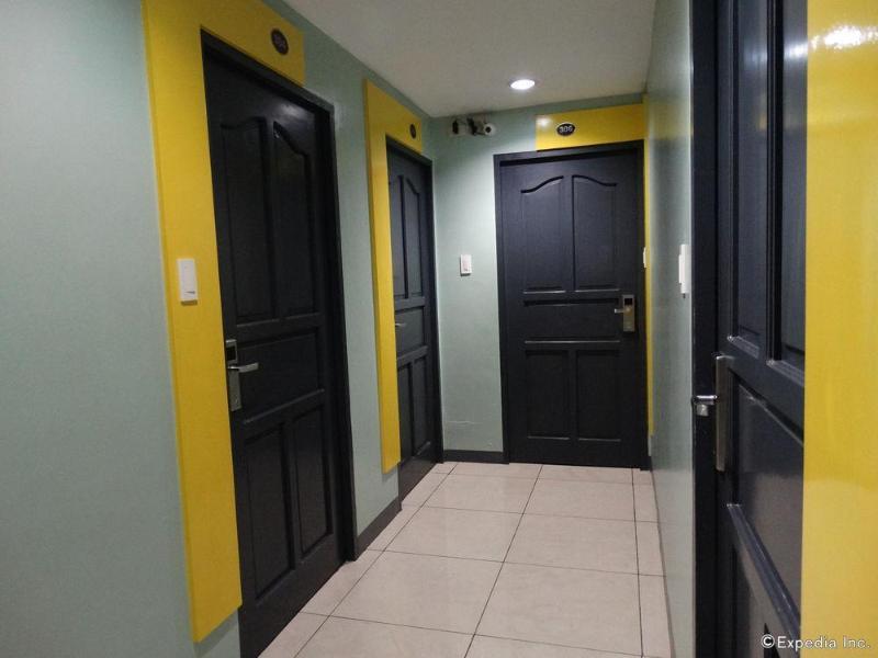 Hotel Leesons Residences Manila